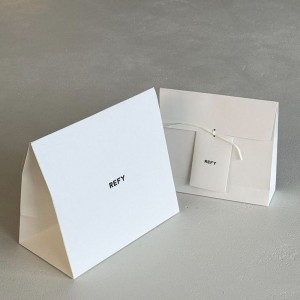 Tote de triângulo minimalista de luxo